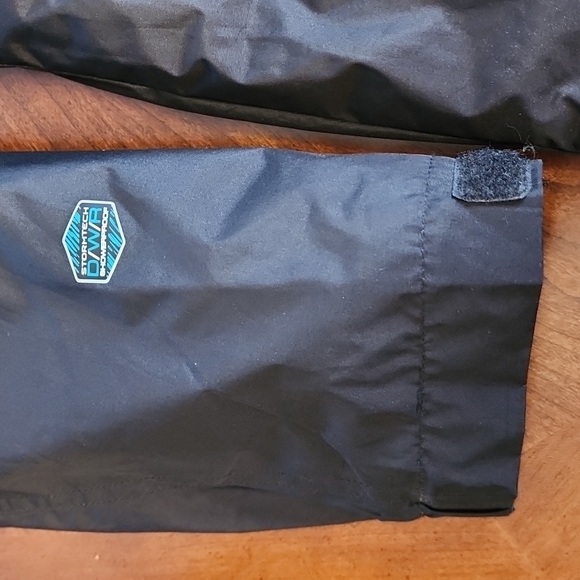 STORMTECH black coat with blue zippers - Picture 6 of 16